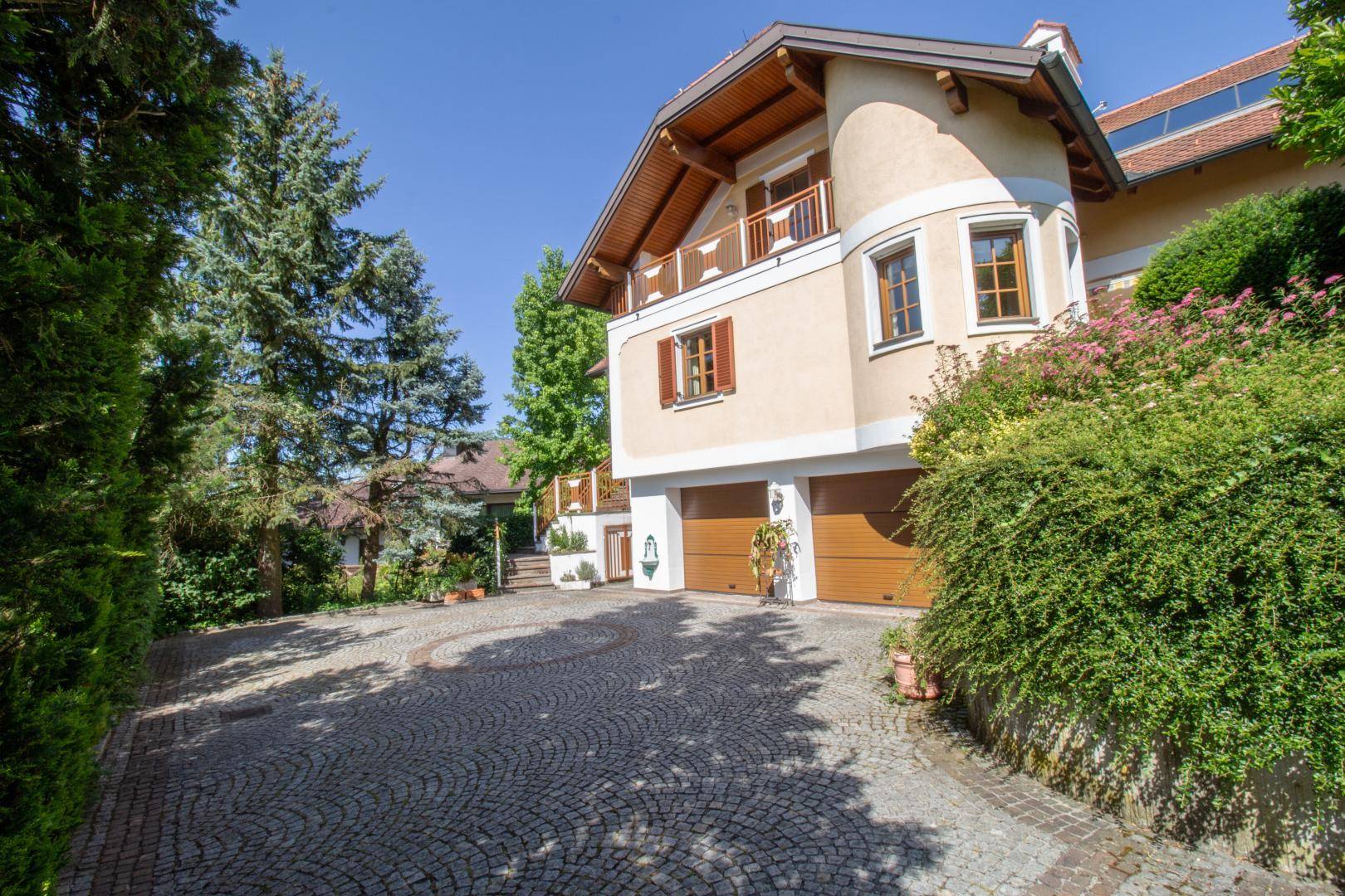 Haus Eingangsseite