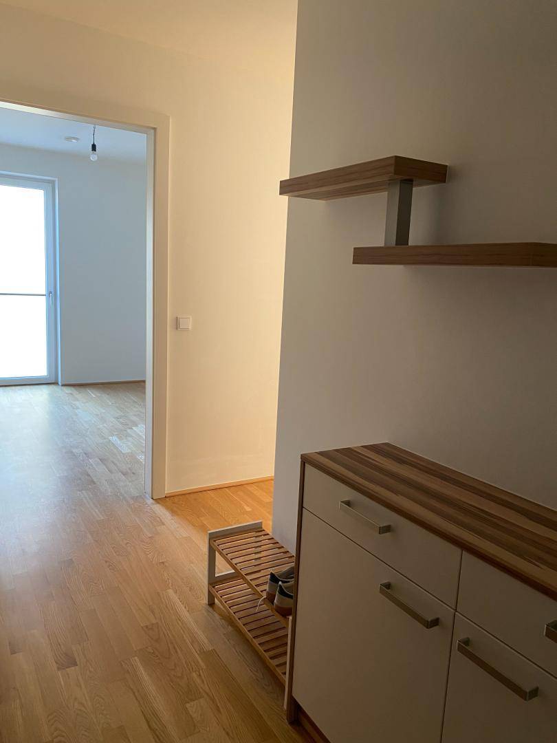 Eingangsbereich samt Garderobe