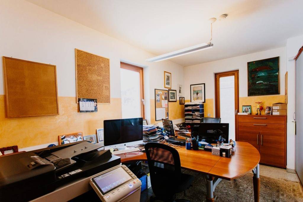 Büro