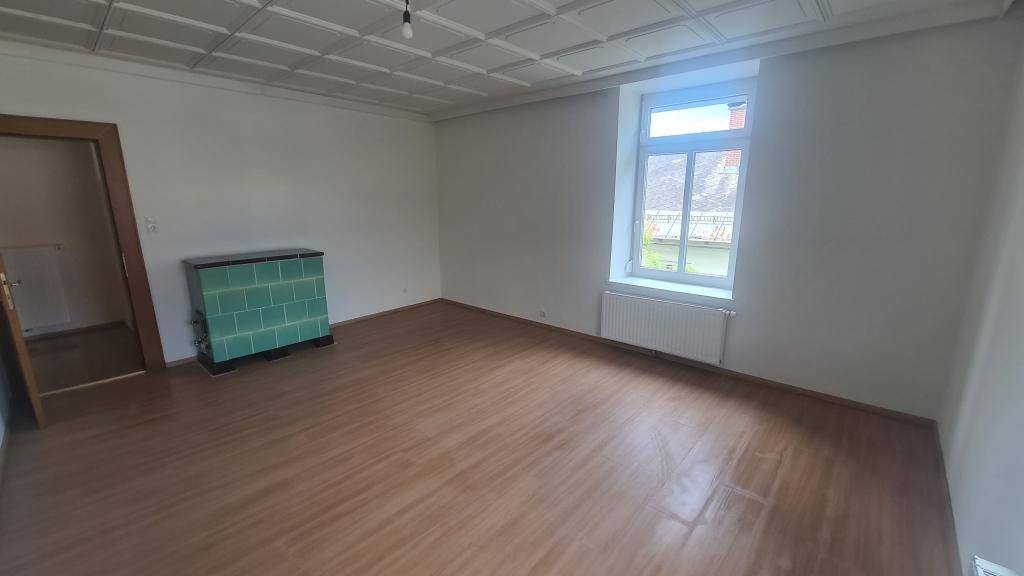Zimmer mit Ofen 1