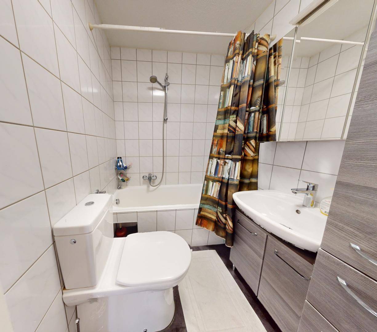 Wohnung - Badezimmer