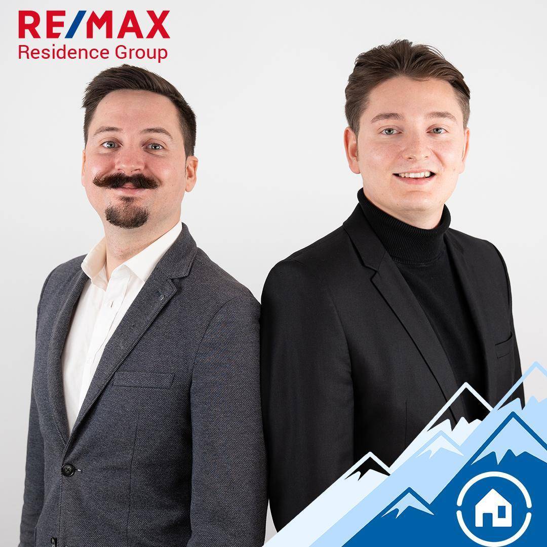 #remaxresidence