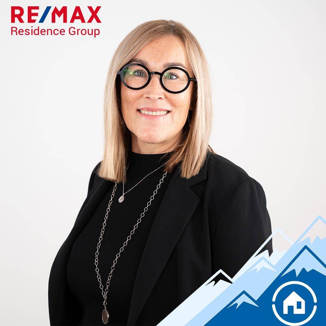 #remaxresidence