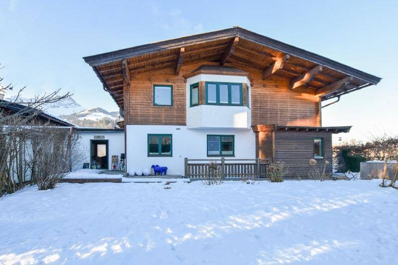 Seltene Gelegenheit Liegenschaft mit Doppelwohnhaus gesamthaft zu