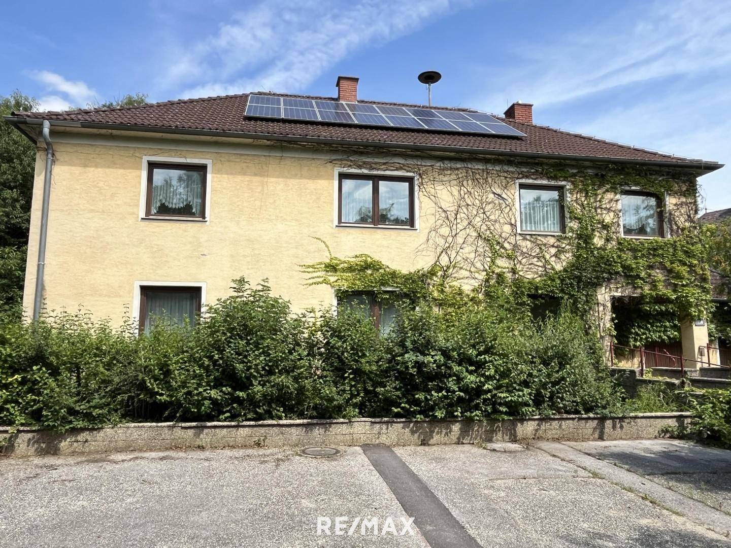 Ansicht Haus mit Photovoltaik 4kWp