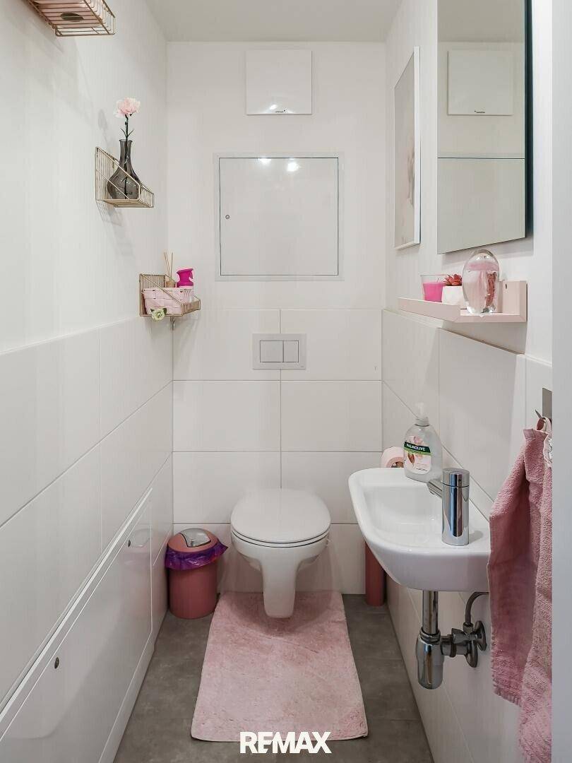 WC mit rosa Flair