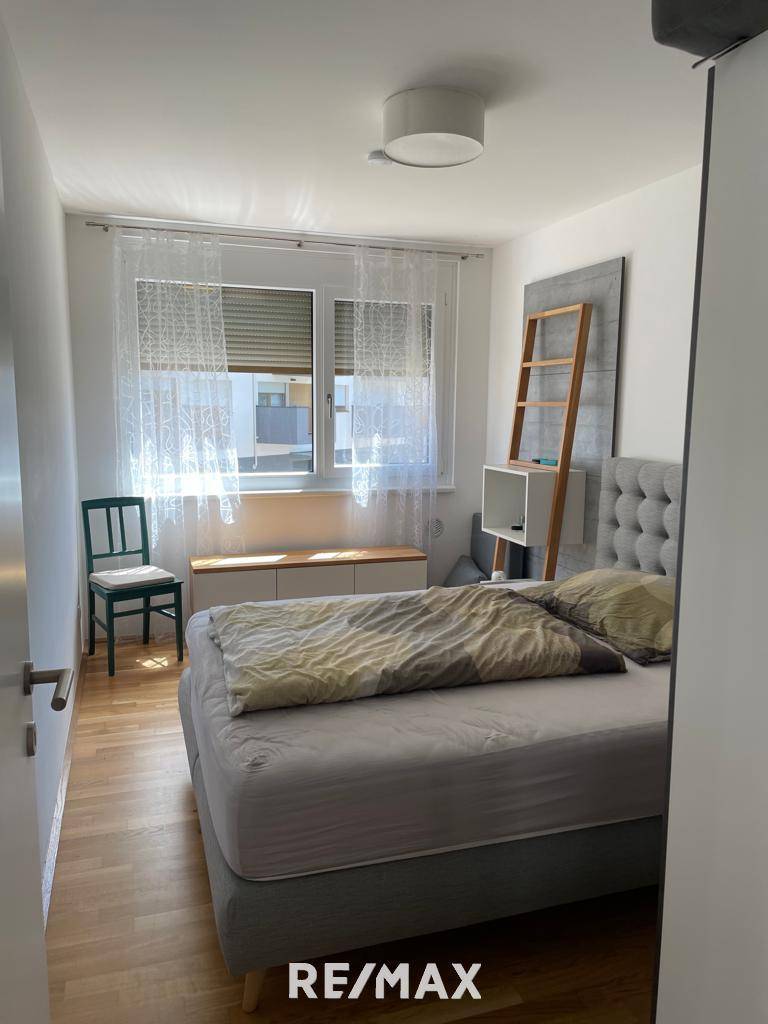 Schlafzimmer 1