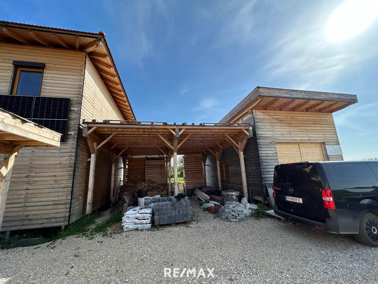 Carport