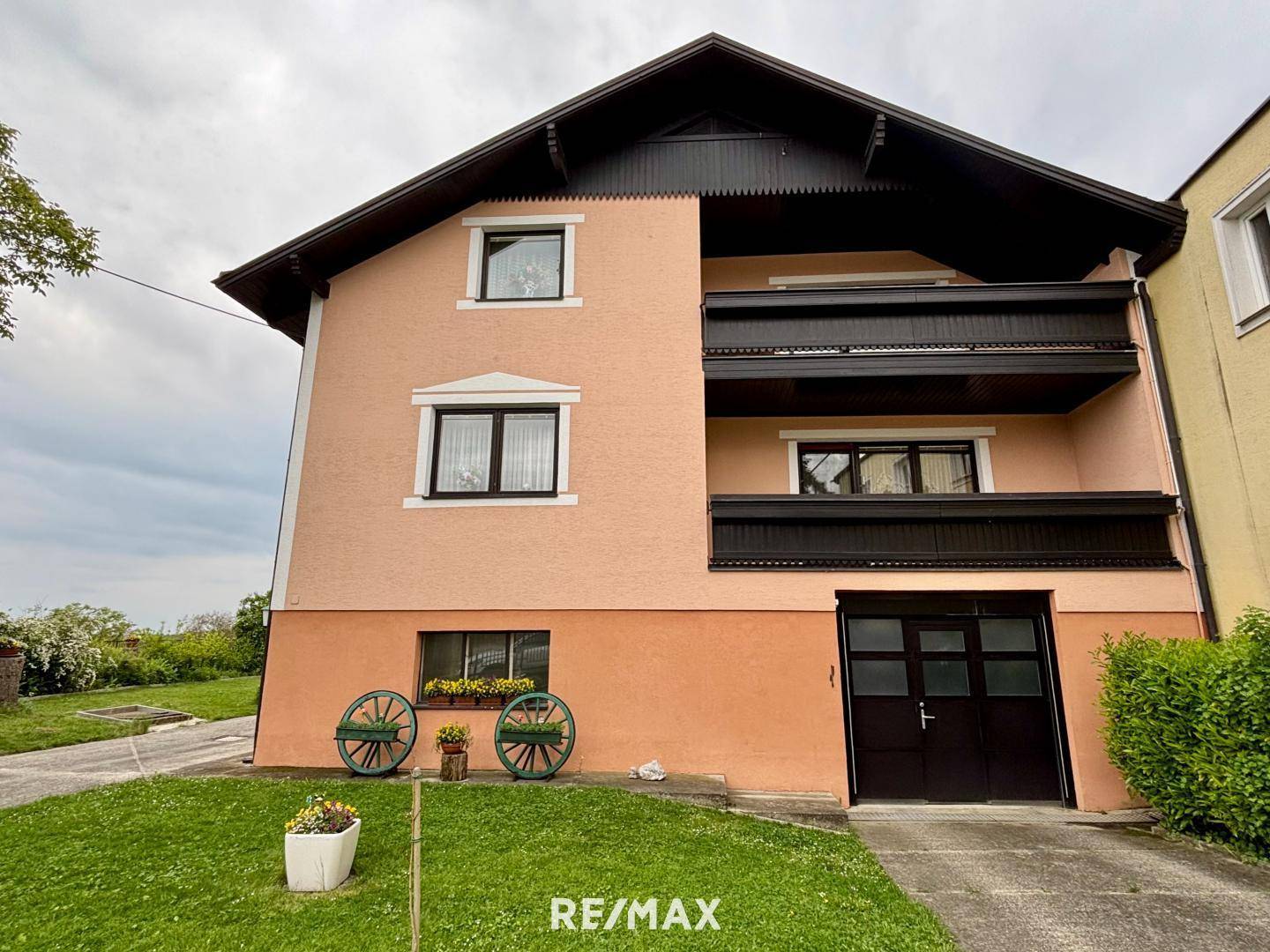 Ansicht Haus, Wohnung im EG