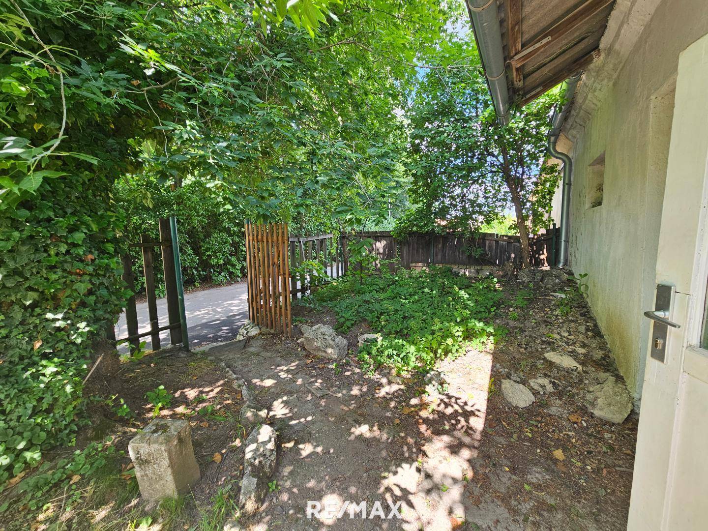 Garten vor dem Haus