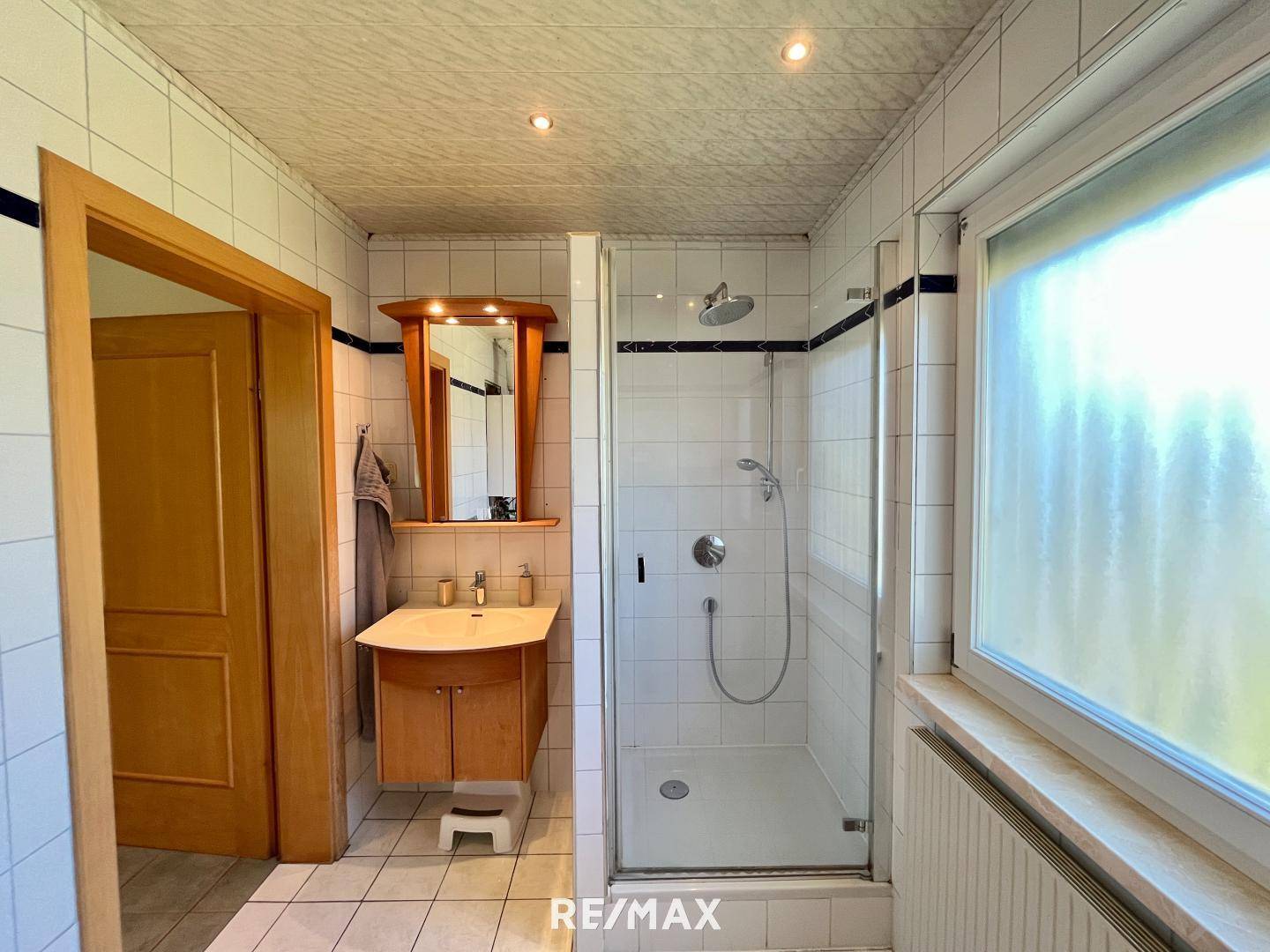 Badezimmer EG