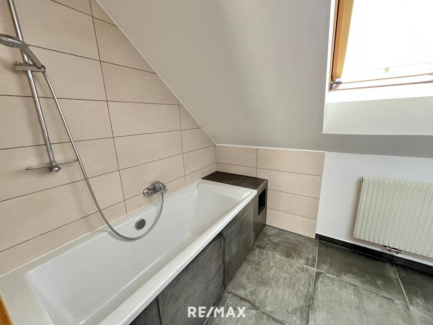 Badezimmer DG