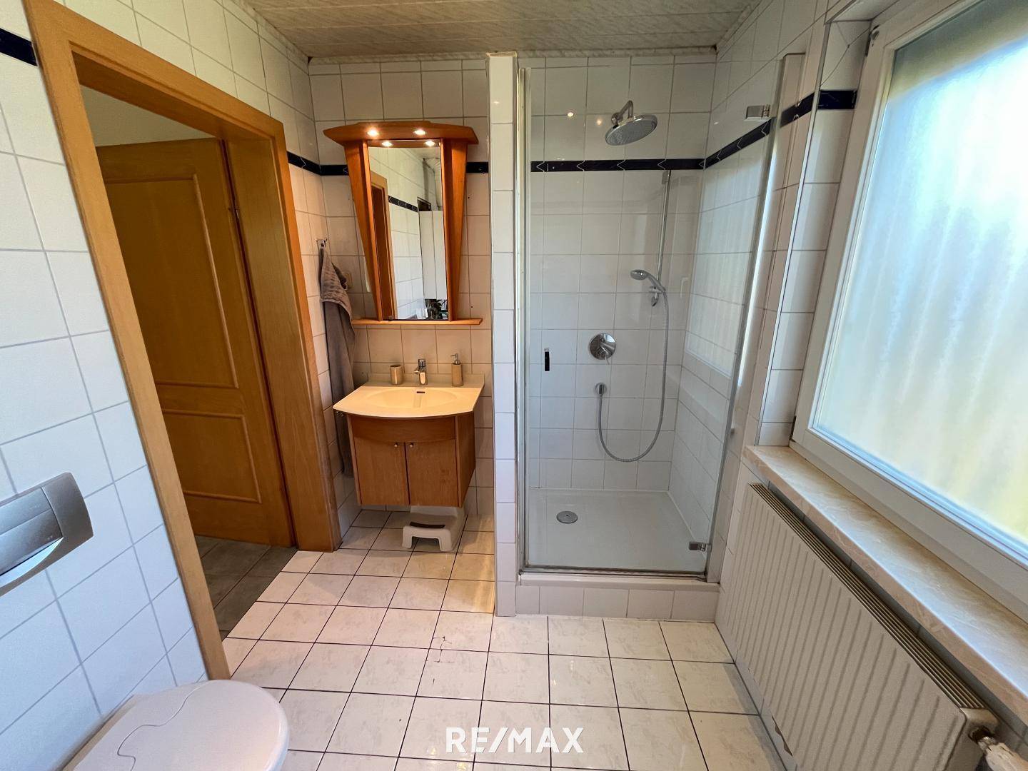 Badezimmer EG