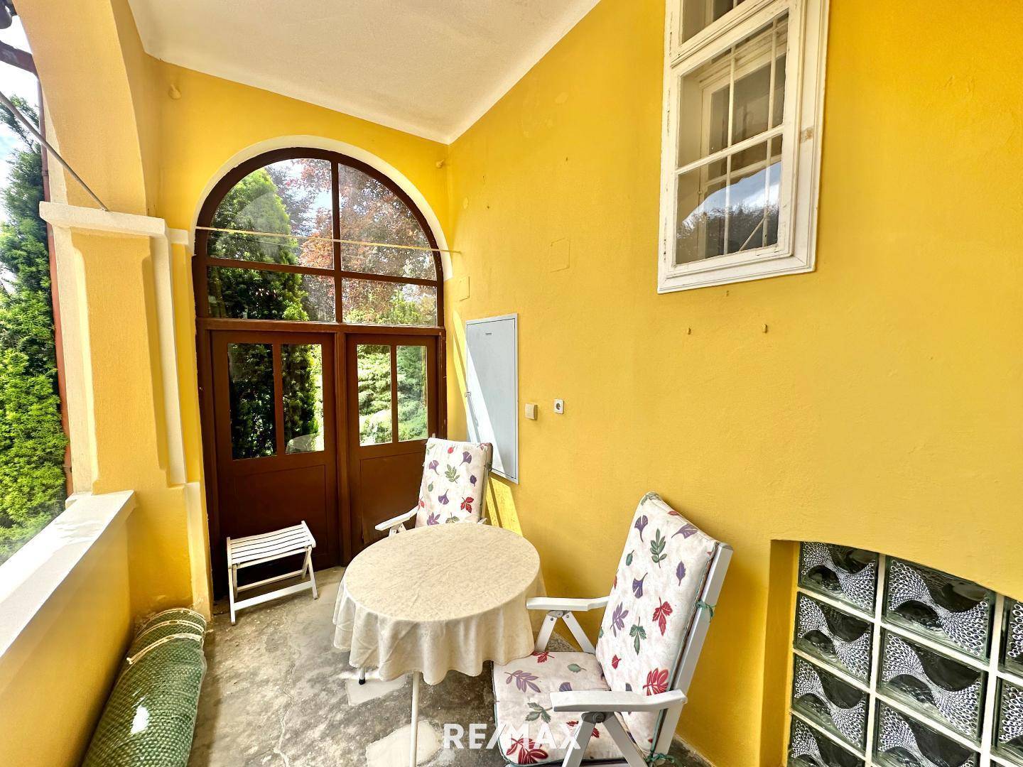 Arkadenbalkon