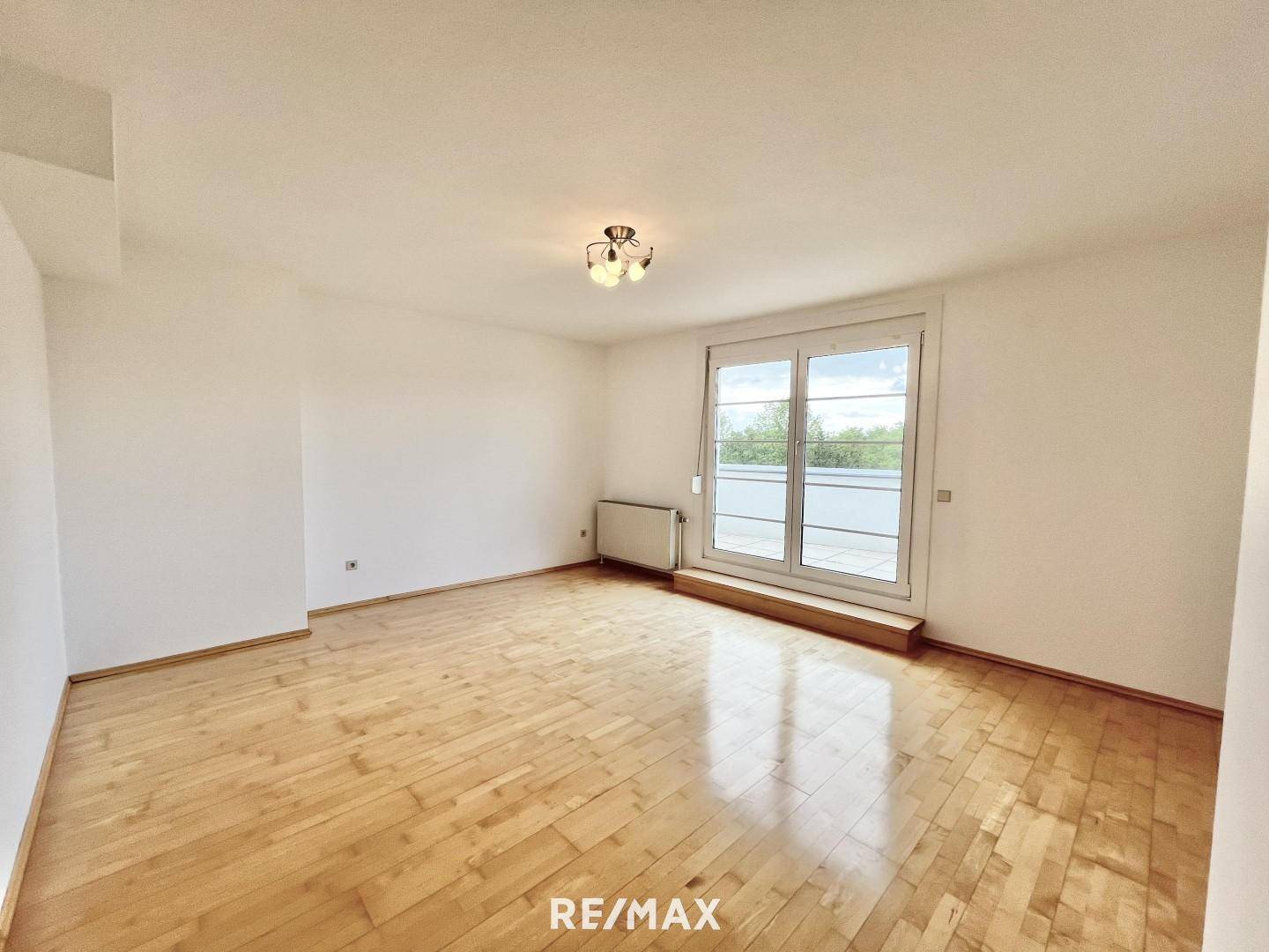 Zimmer 1 im 2. DG mit Dachterrasse