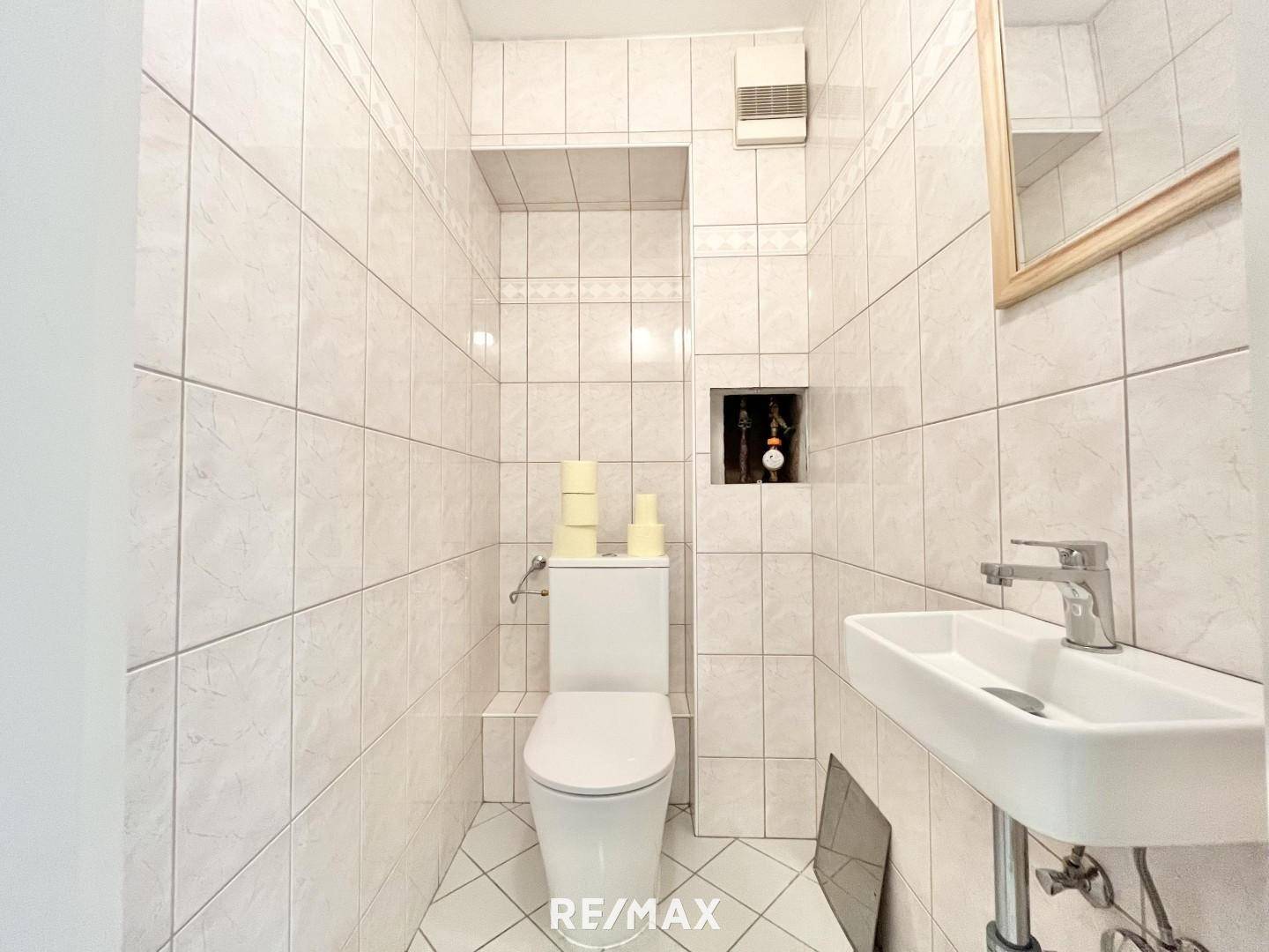 WC im 1. DG