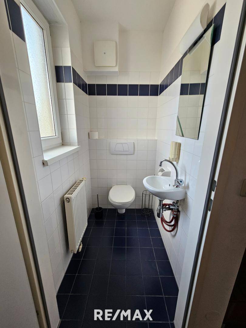 WC EG