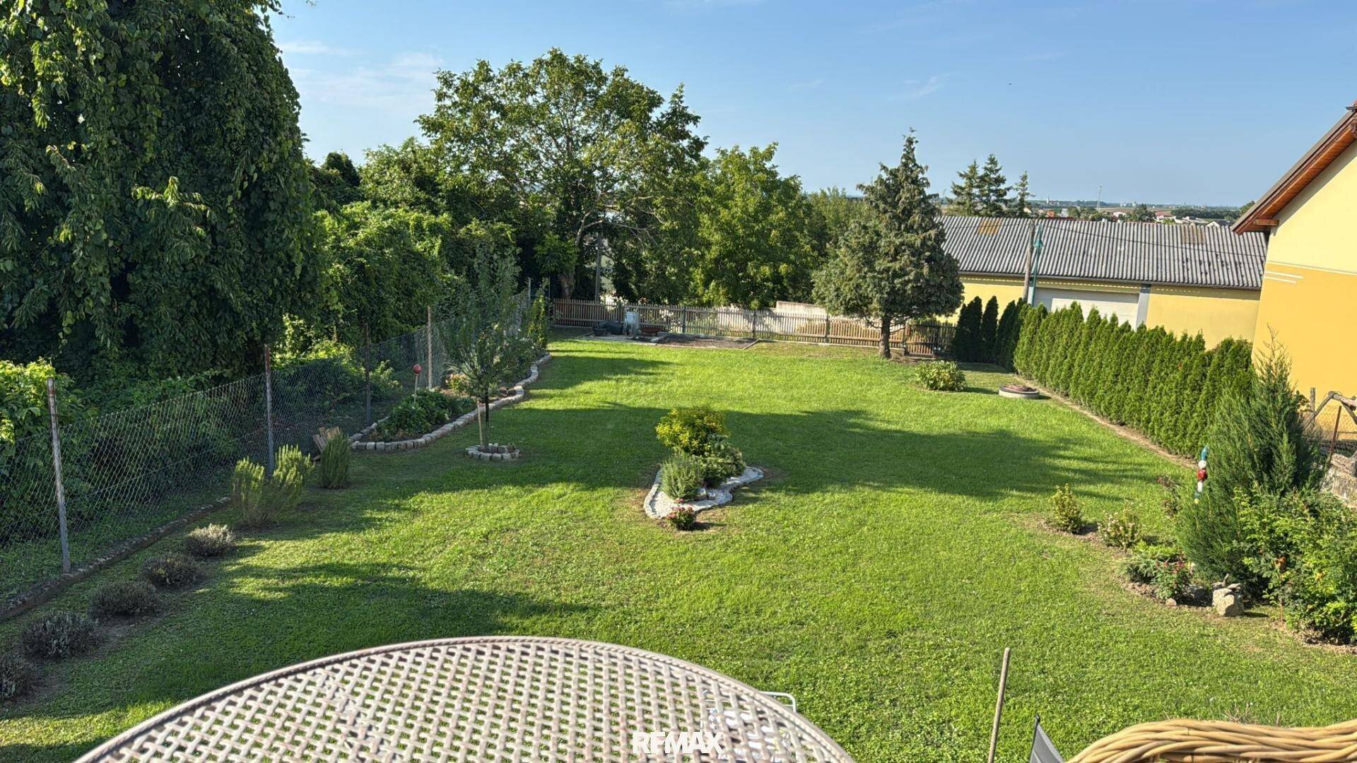 Einfamilienhaus mit smarter Ausstattung und gemütlichem Ambiente - Ansicht 2