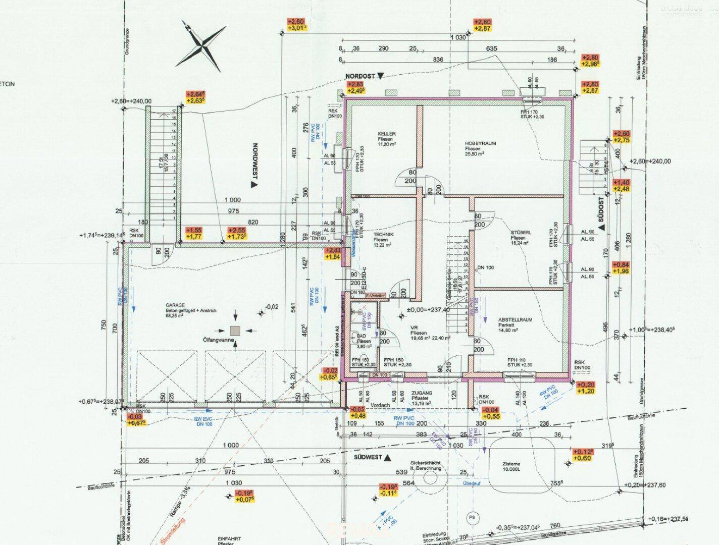 Grundriss des Untergeschosses mit Keller, Hobbyraum, Technikraum und Garage.