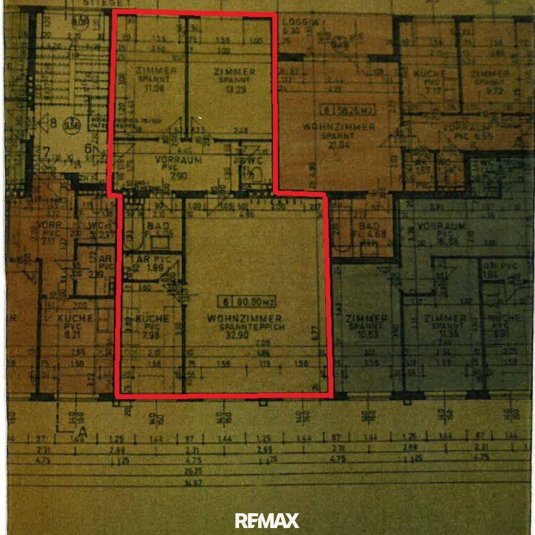 Grundrissplan einer Wohnung mit mehreren Zimmern und einer Loggia.