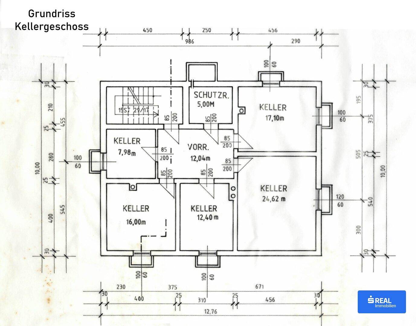 Grundriss des Kellergeschosses mit mehreren Kellerräumen und einem Schutzraum.