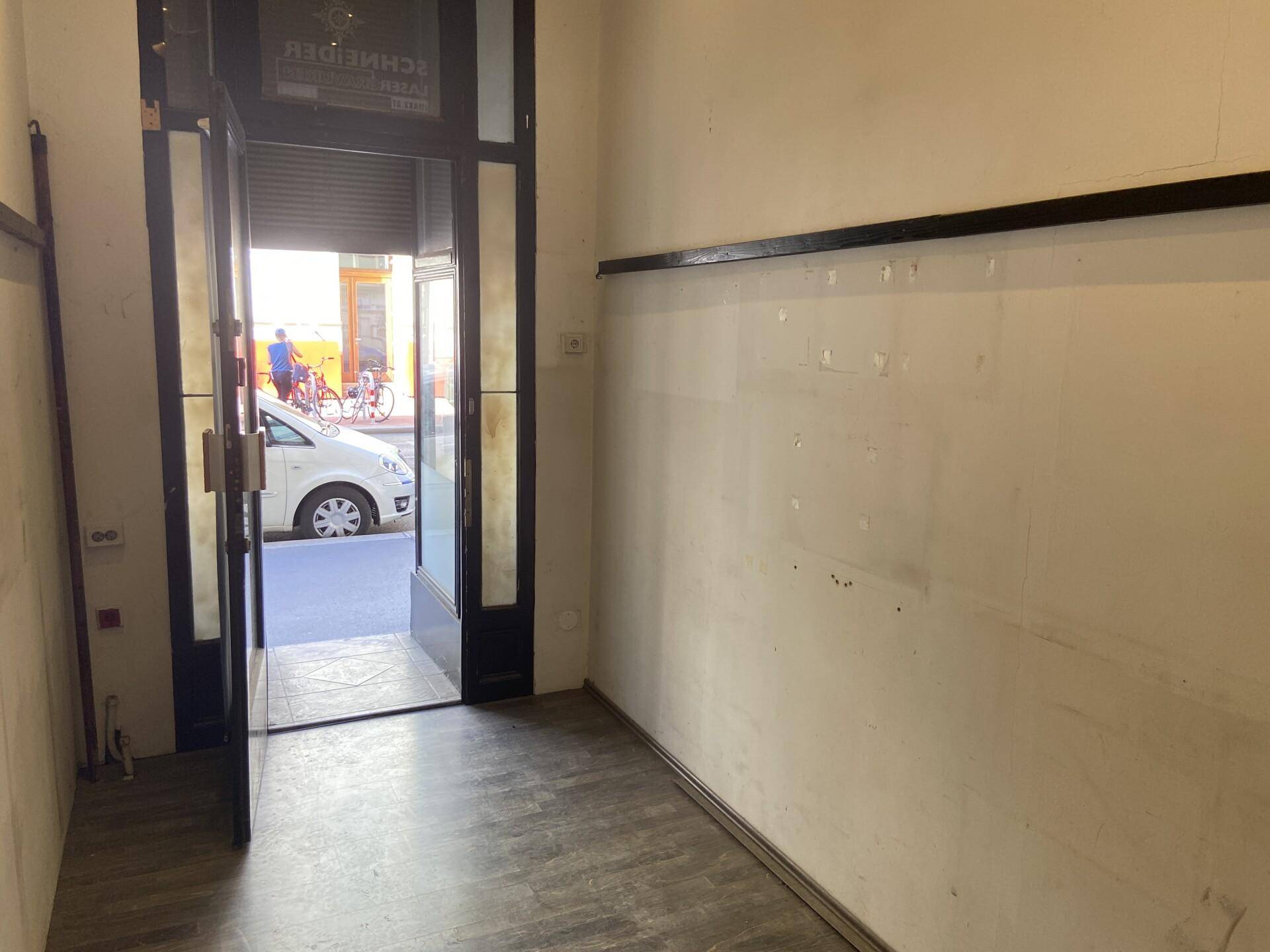 Kleines Gassenlokal, Nähe Pilgramgasse in 1050 Wien zu mieten - Ansicht 2