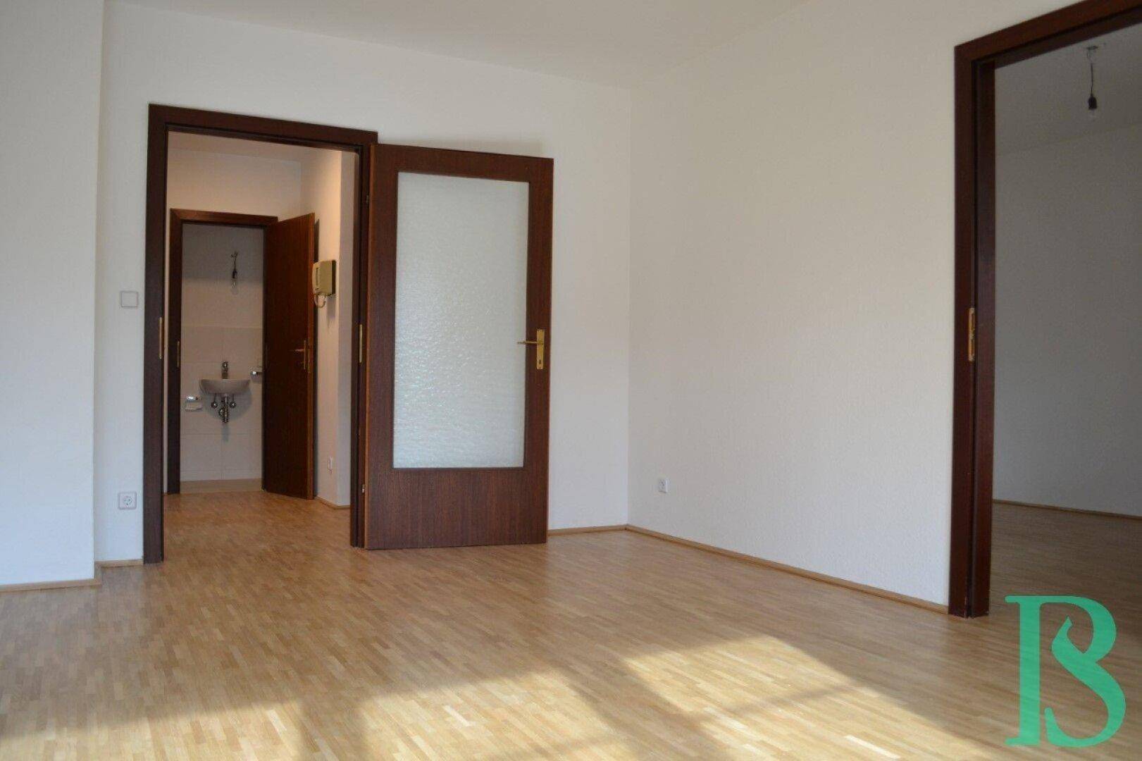 Wohnraum/Blick Vorraum/Zimmer