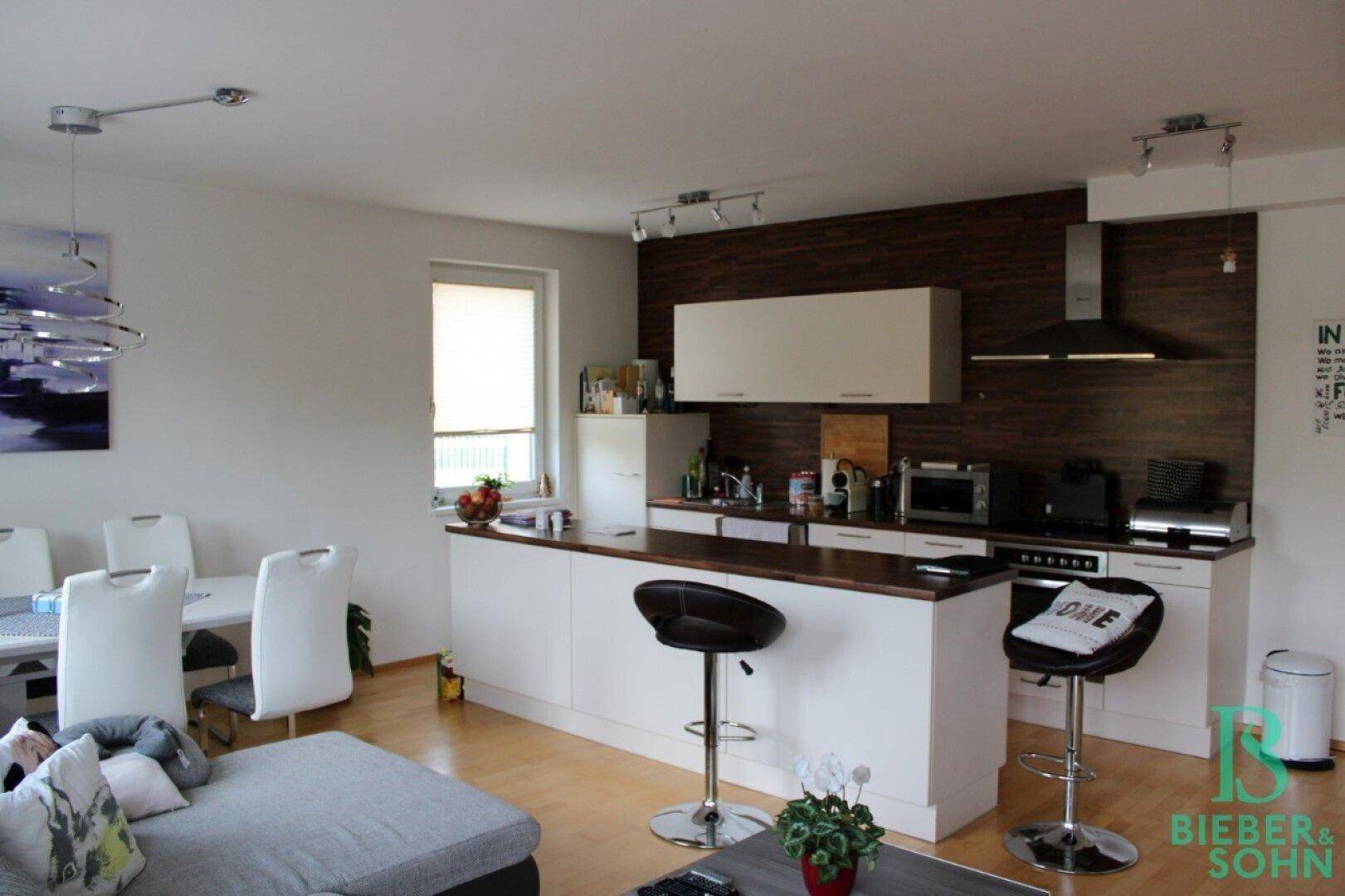 Wohnzimmer / Küche