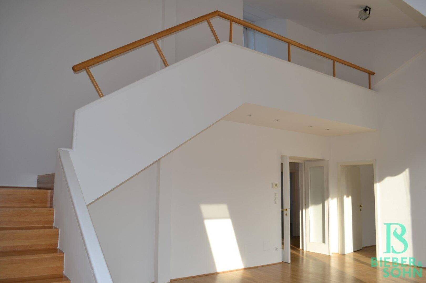 Aufgang Galerie