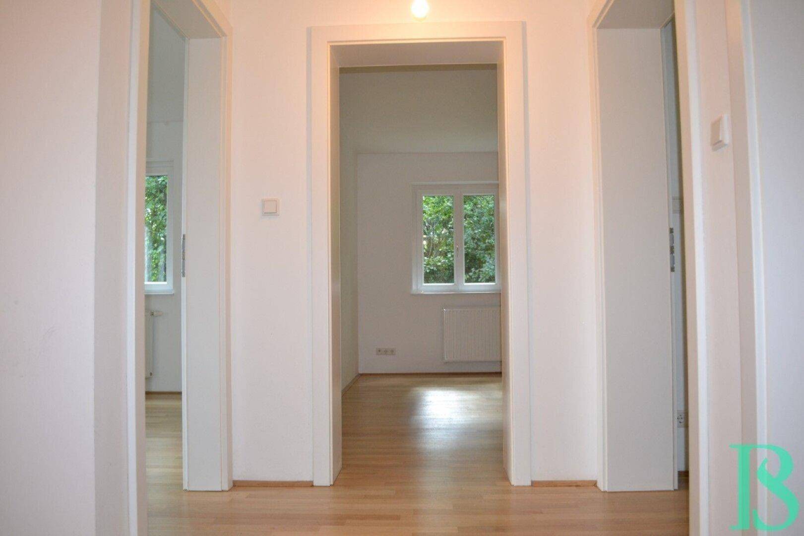 Vorraum/Blick Zimmer