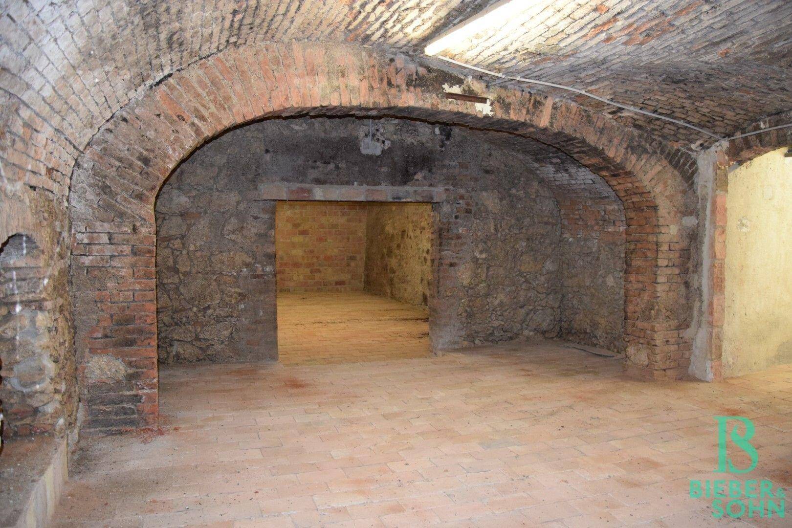 Keller