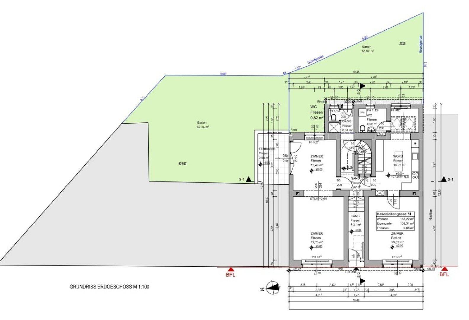 Grundriss des Erdgeschosses mit Wohnbereichen, WC und Zugang zum Garten.