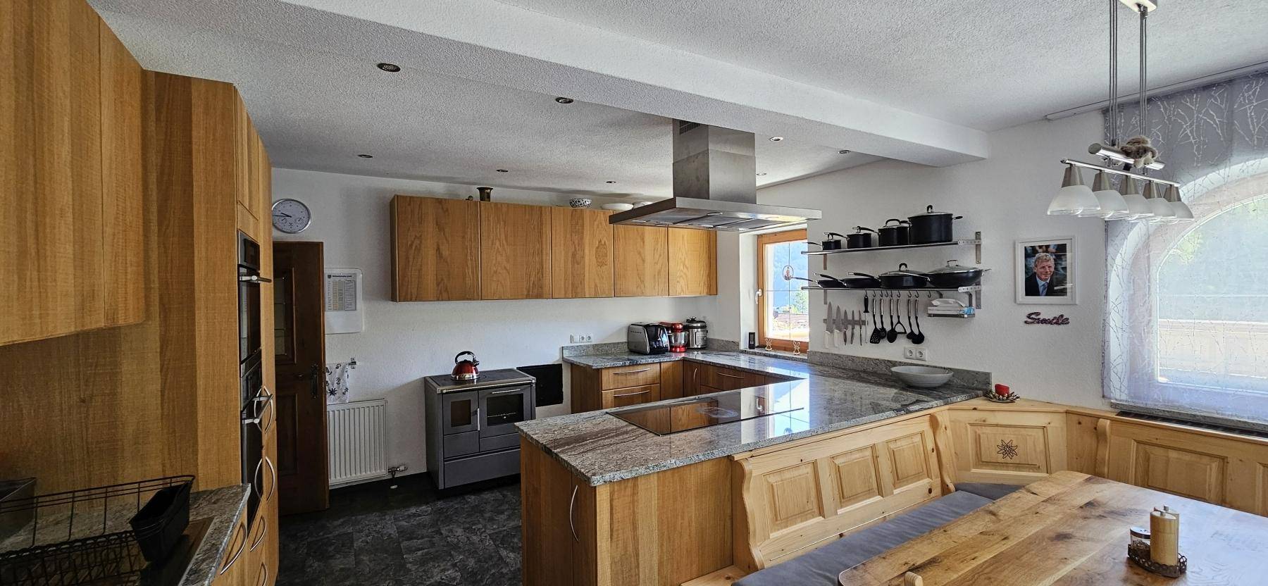 Gepflegtes Wohnhaus mit viel Platz und großem Potential! - Ansicht 5