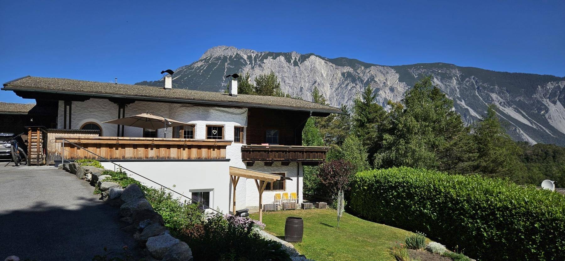 Gepflegtes Wohnhaus mit viel Platz und großem Potential! - Mehr