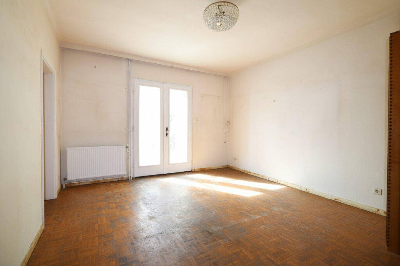Einfamilienhaus mit 6 Zimmern und südseitigem Wintergarten - Widok 4