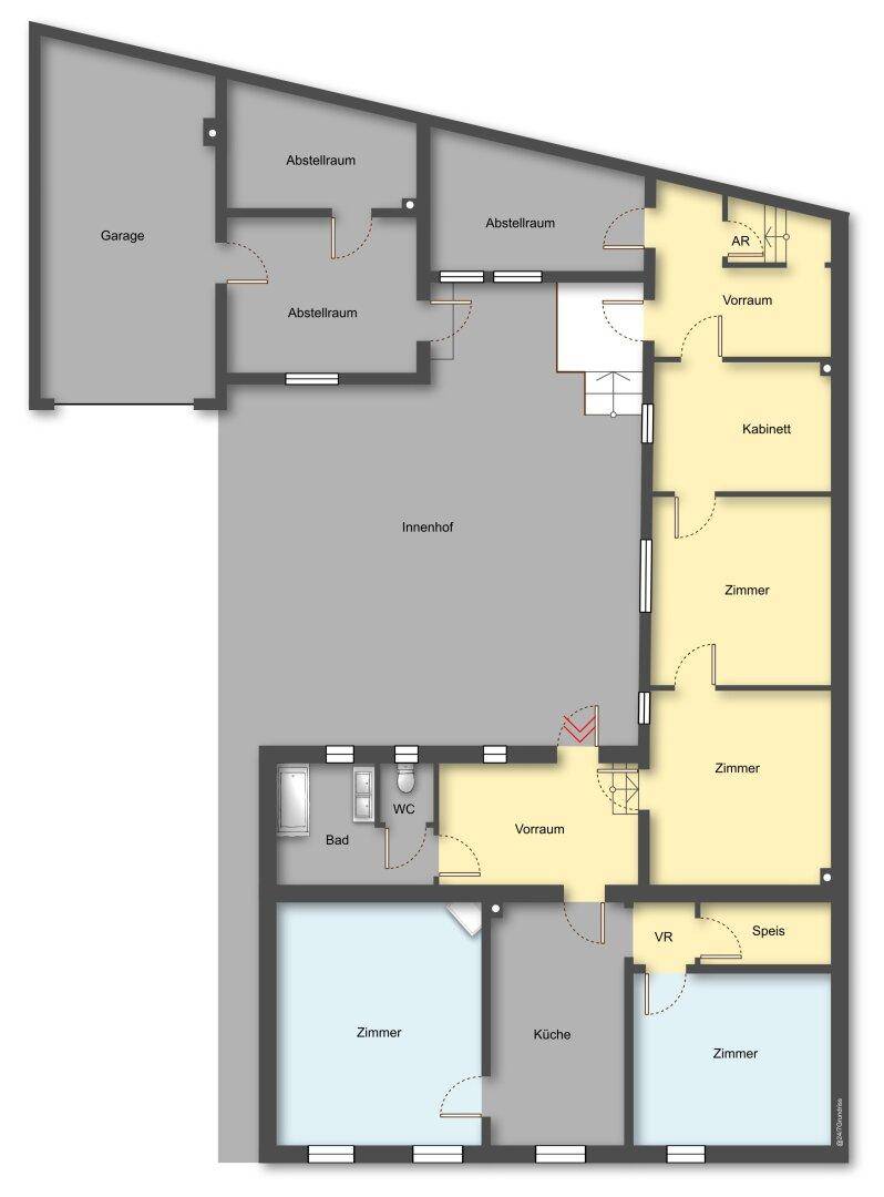 Detaillierter Grundriss mit Garage, Innenhof, Abstellräumen und mehreren Zimmern.