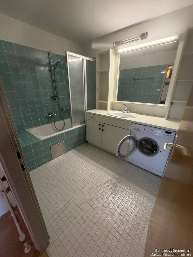 „Über den Dächern von Bregenz 5. OG mit Lift – Großzügige 3-Zimmer-Wohnung mit Weitblick“ – další