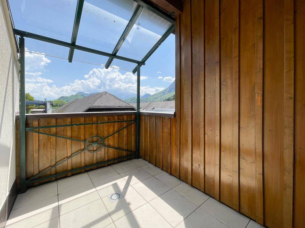 Helle 2 Zi.-Wohnung mit überdachter Terrasse und TG-Stellplatz - Widok 6