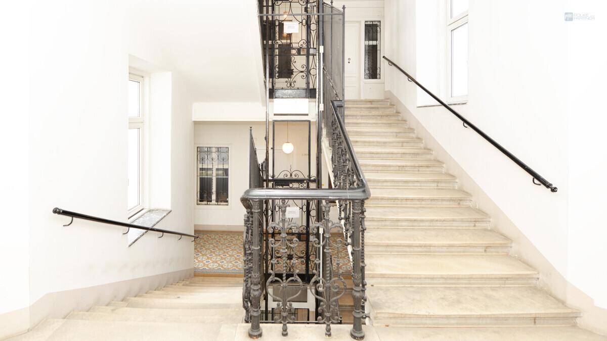 Stiegenhaus 2