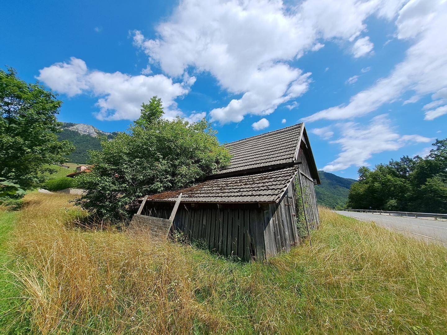 Baugrund mit Stadel