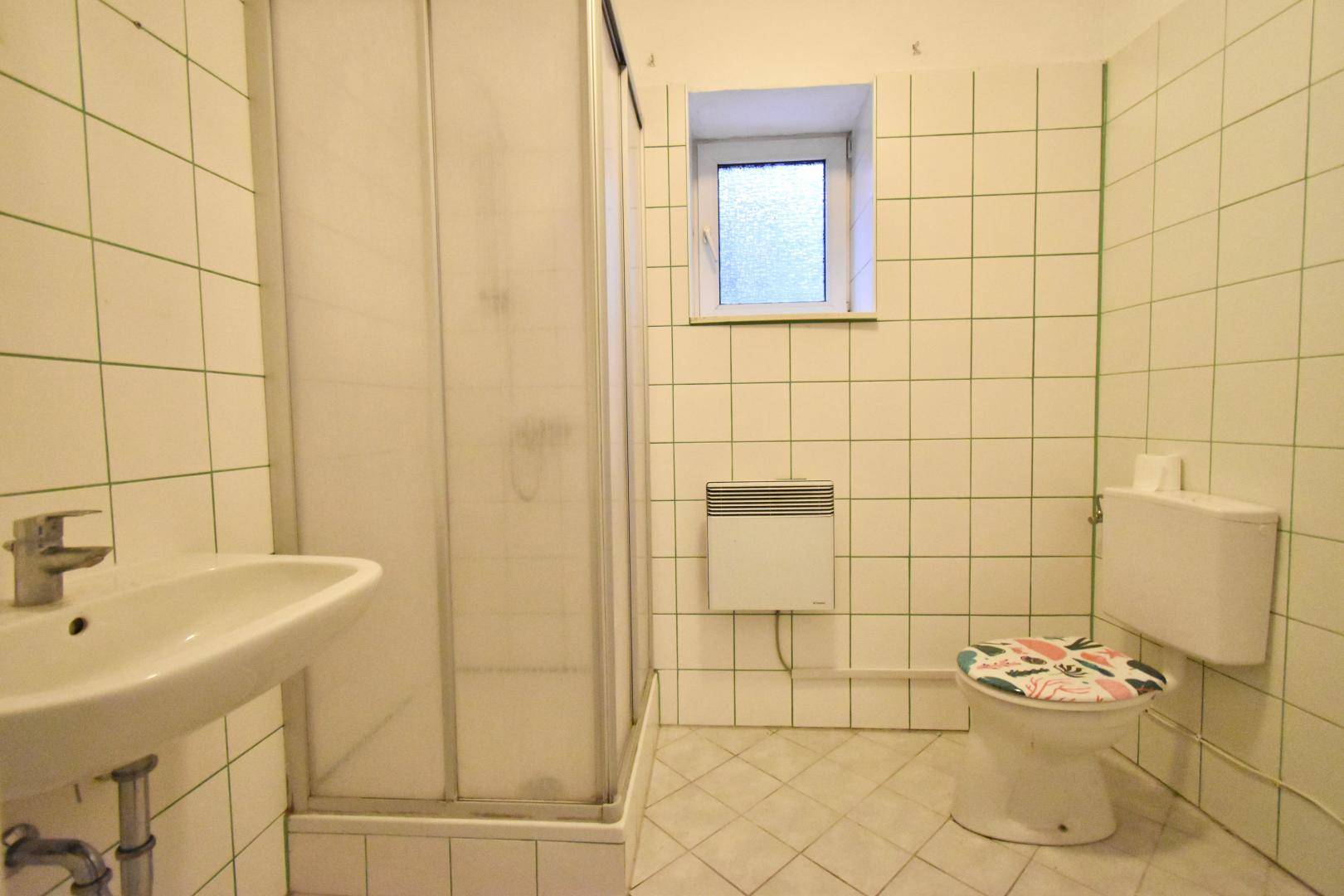 Badezimmer 1