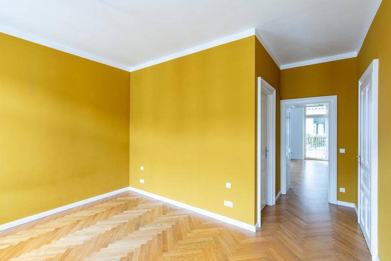 Masterschlafzimmer mit Ankleideraum und Bad
