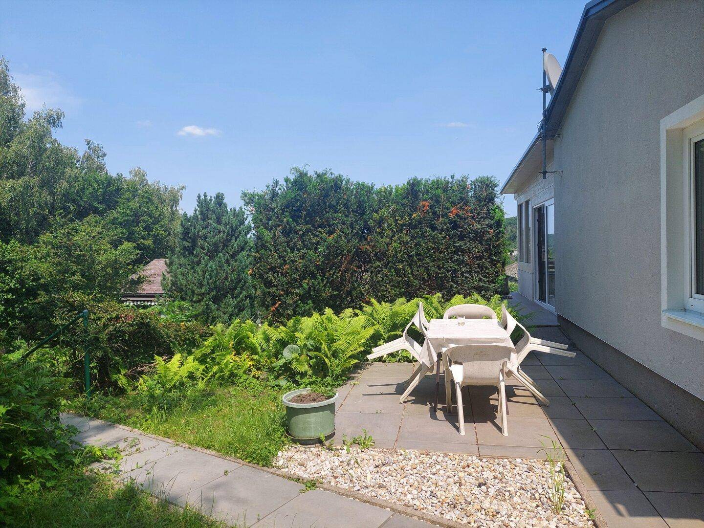 Hintere Terrasse