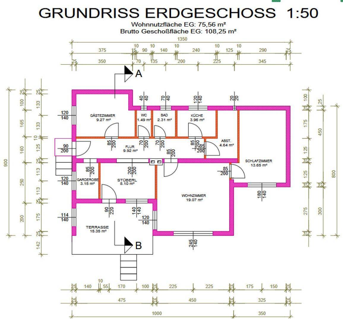Grundriss des Erdgeschosses mit Wohnzimmer, Schlafzimmer und Terrasse.
