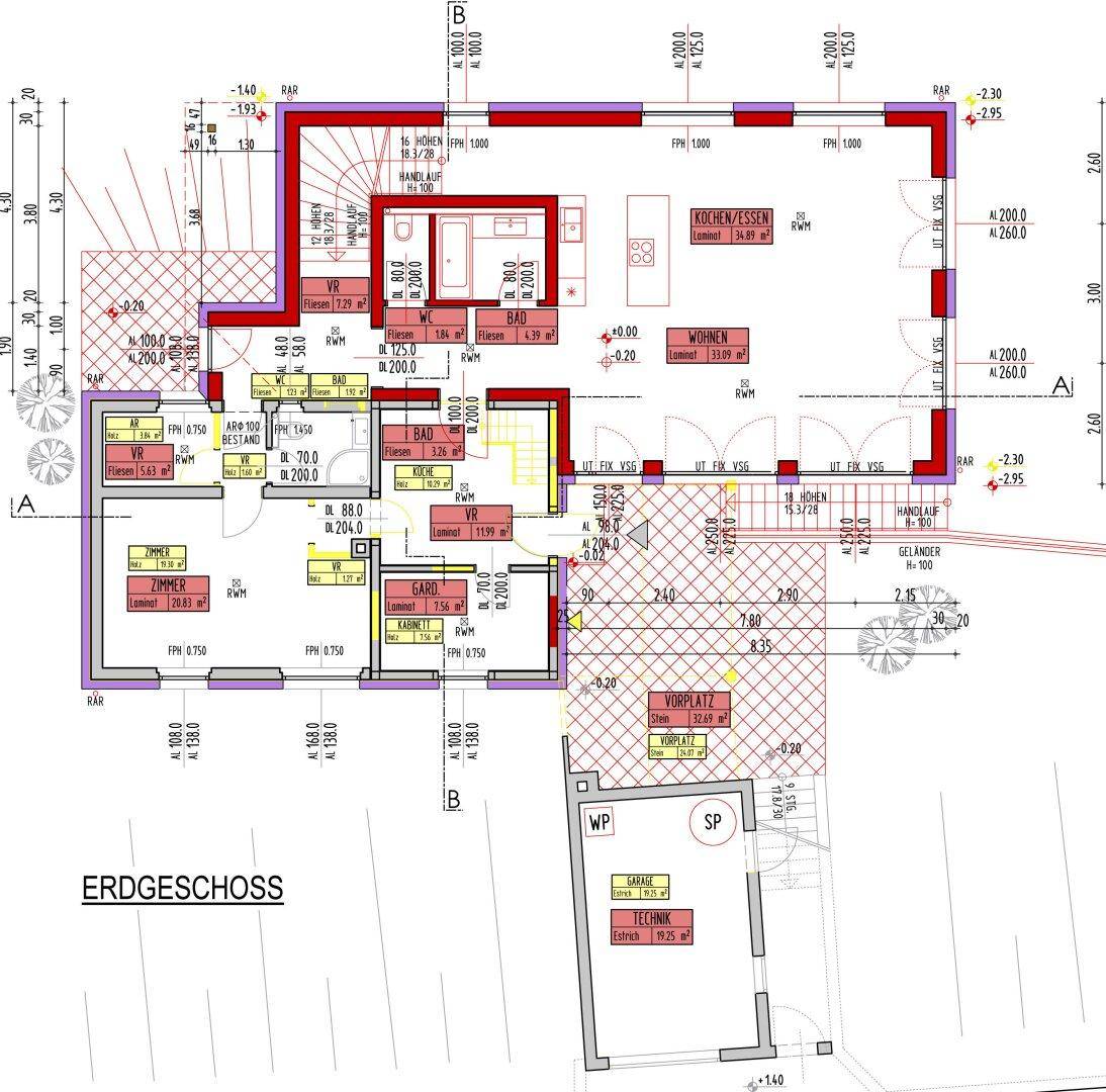 Grundriss des Erdgeschosses mit offener Küche, Wohnbereich und Zugang zu Terrasse und Garten.