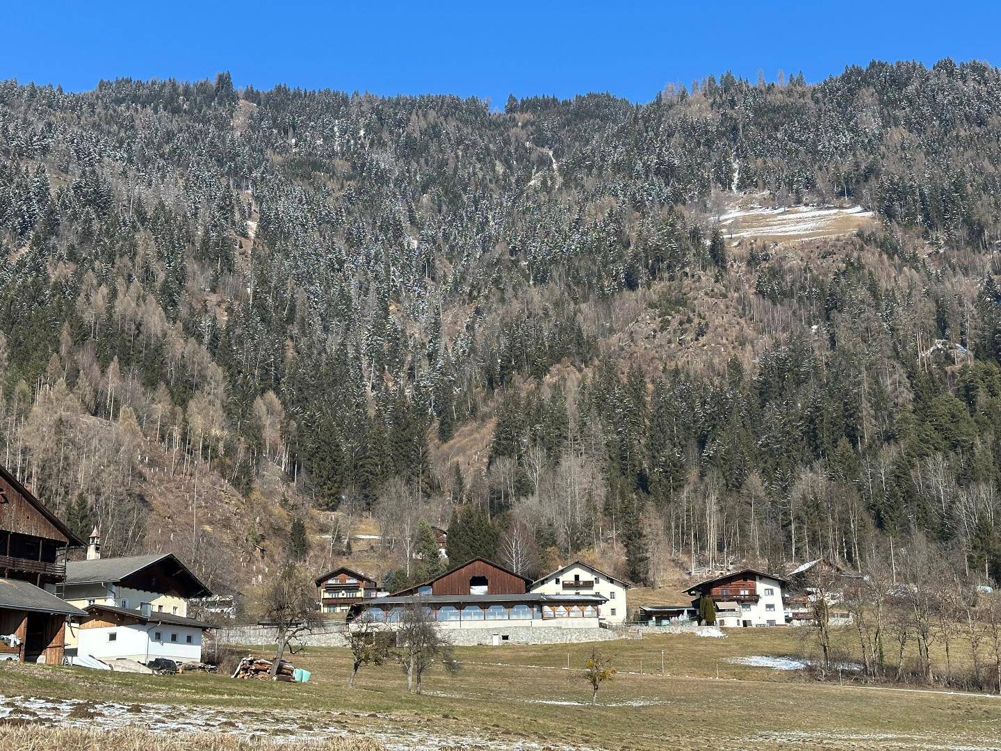 Grundstück mit Altbestand - sensationeller Ausblick auf die Lienzer Dolomiten - Ansicht 4