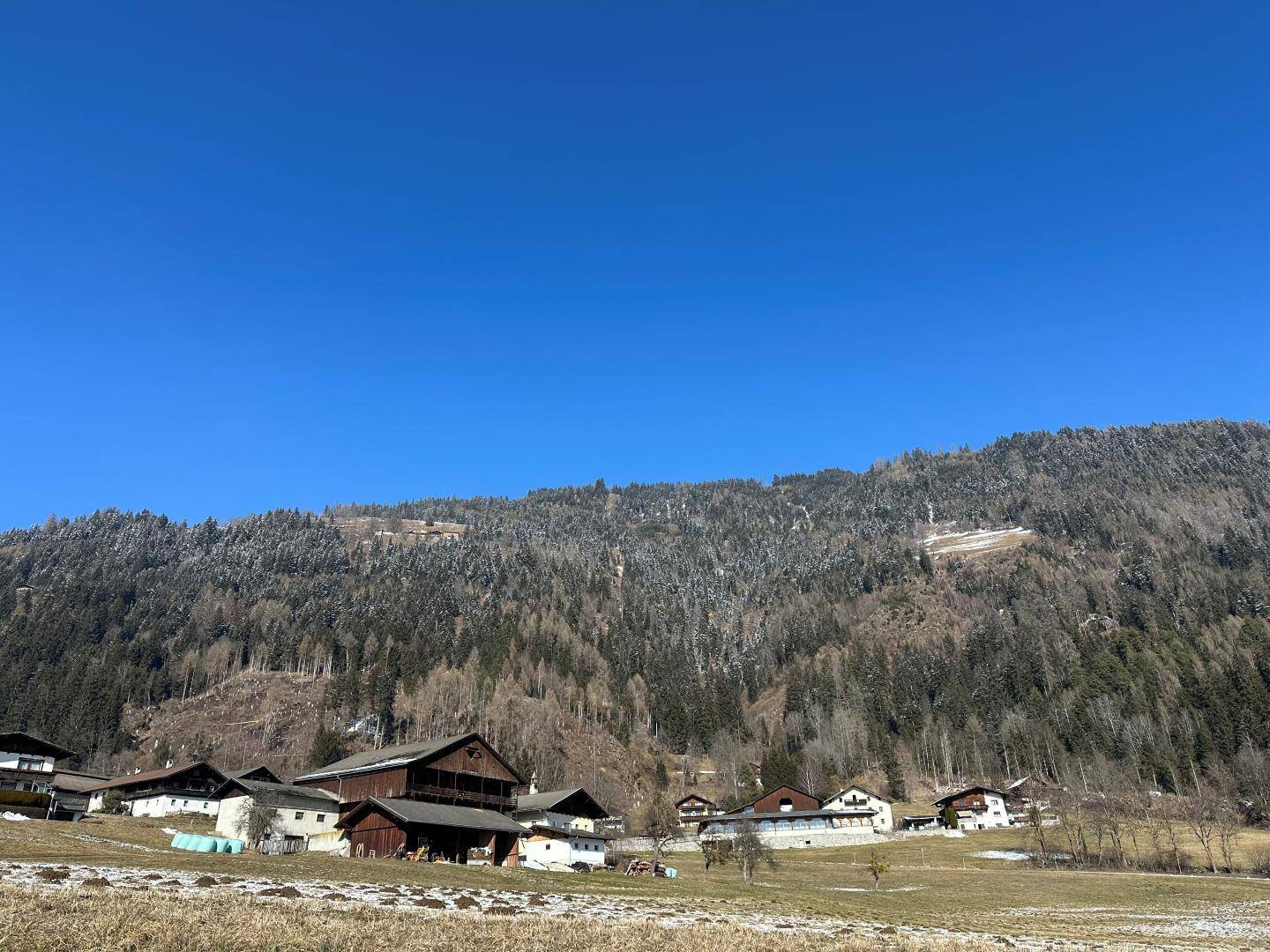 Grundstück mit Altbestand - sensationeller Ausblick auf die Lienzer Dolomiten - Ansicht 3
