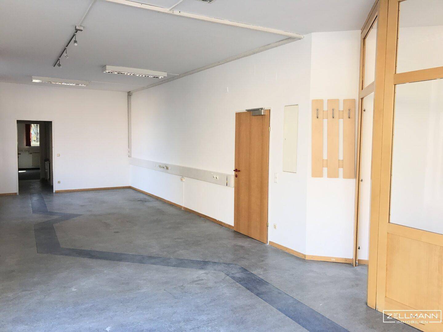 Geschäftslokal/Büro in Frequenzlage | ZELLMANN IMMOBILIEN - Ansicht 3