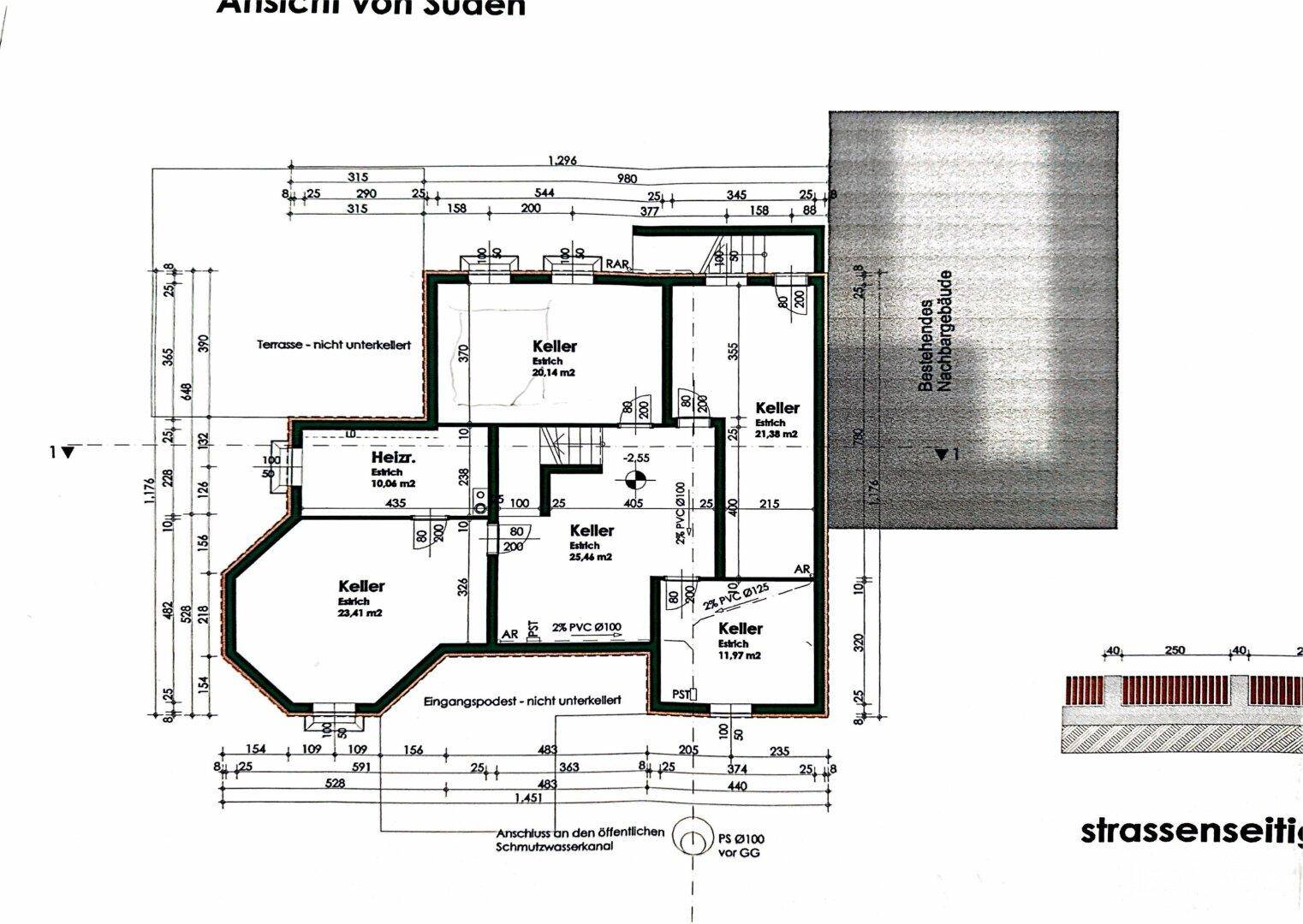 Grundriss des Kellergeschosses mit Heizraum und mehreren Kellerräumen.