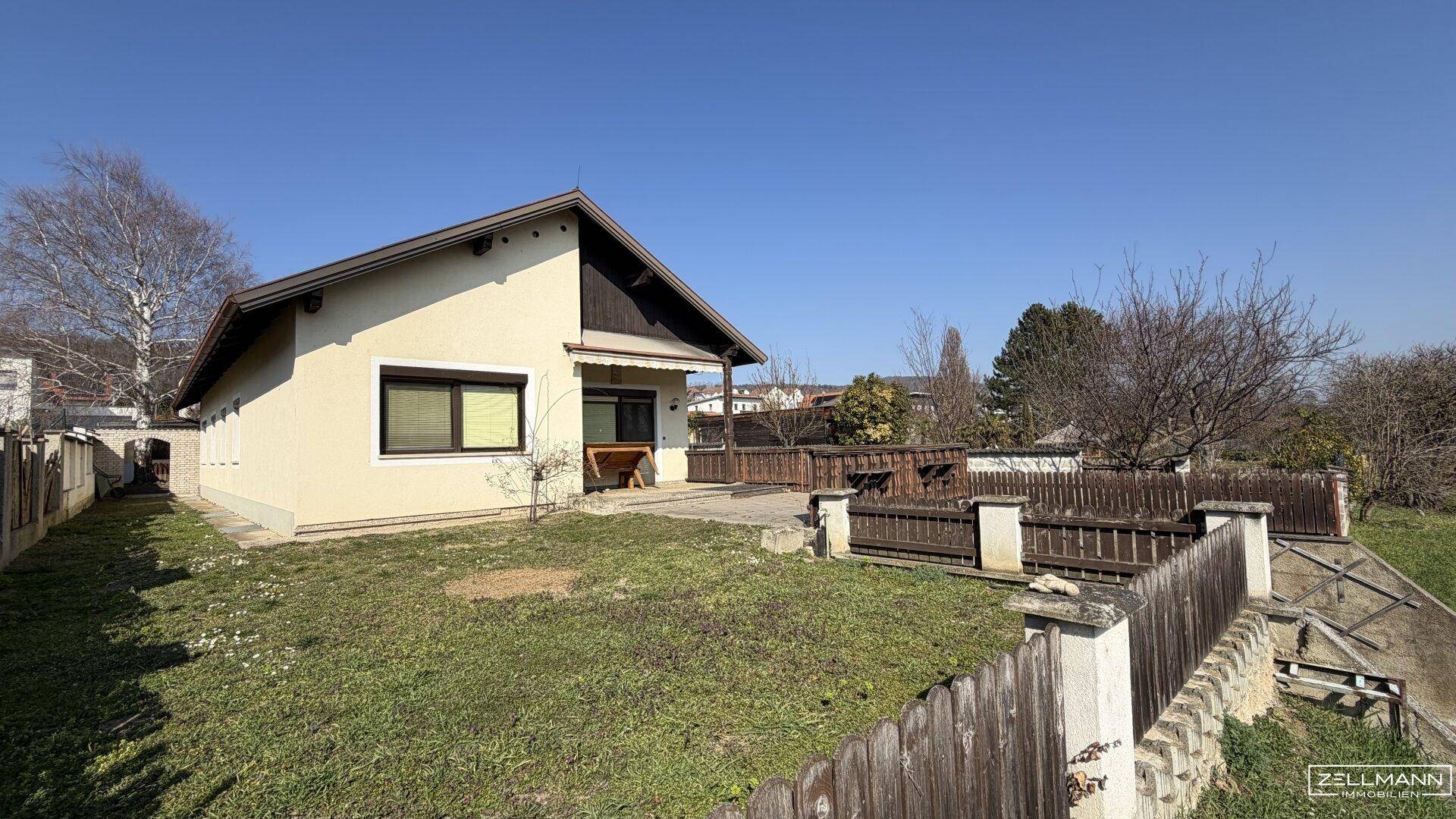 Viel Platz, viele Möglichkeiten – großzügiges Einfamilienhaus | ZELLMANN IMMOBILIEN - Ansicht 2